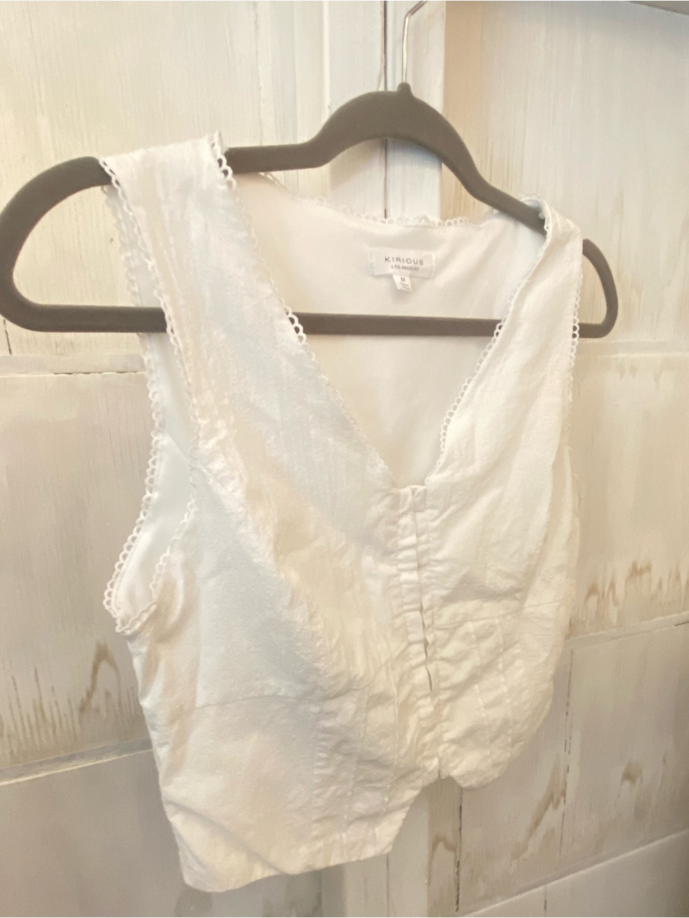 Kirious White V-Neck Button-Front Camisole - Picture 8 of 11